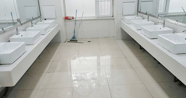 宿舍生活刷卡用水